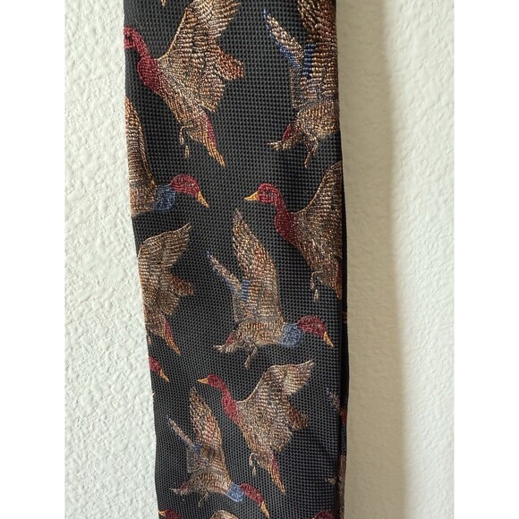 J.Z. Richards Men's 100% Silk Tie Multi-Color Duck Pattern Handmade In USA - Picture 2 of 3